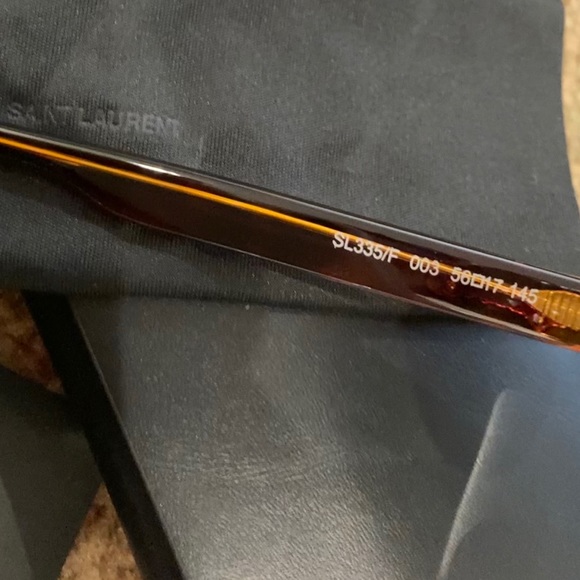 😎 Saint Laurent Designer Unisex Oval Sunglasses - Picture 9 of 12